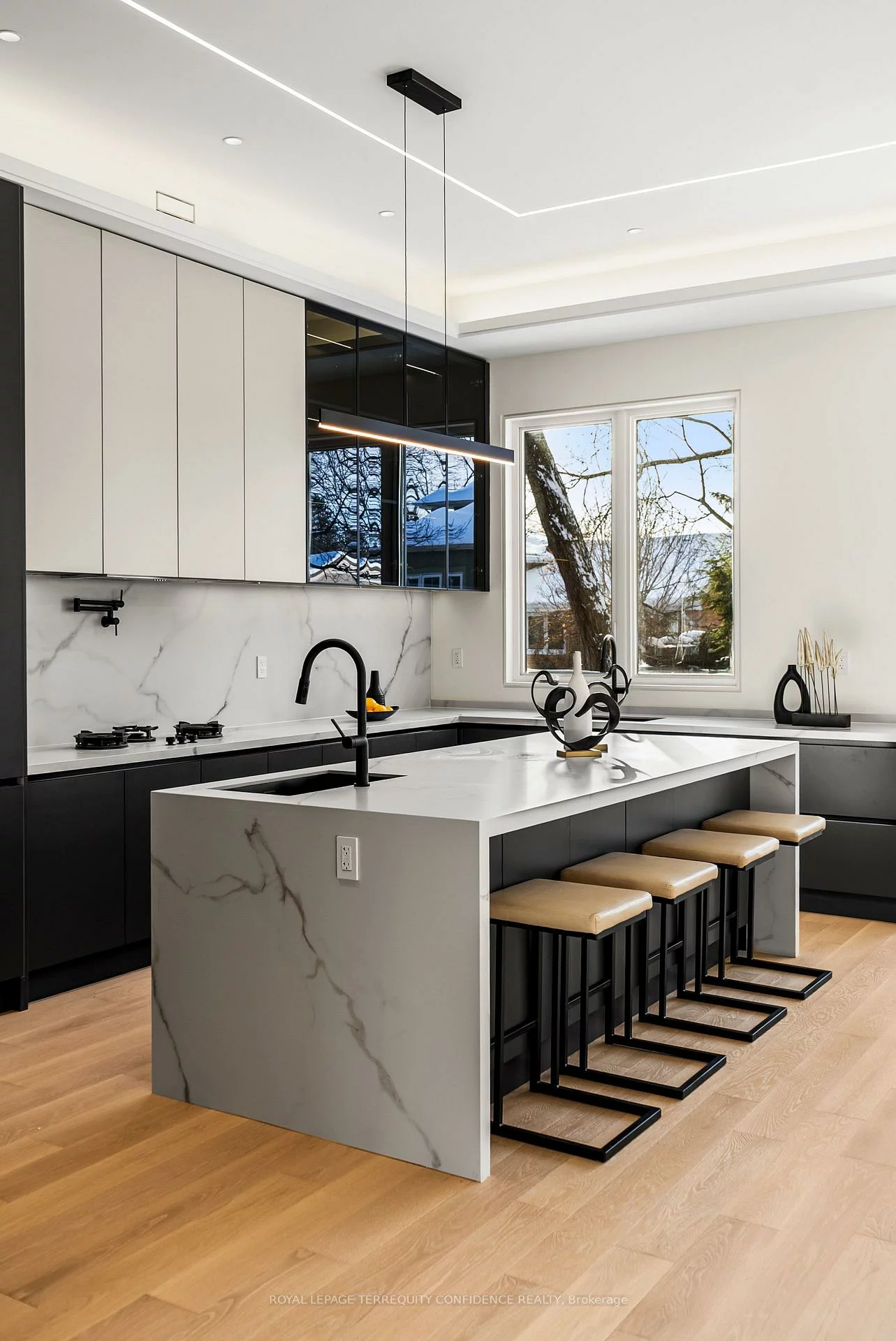 281, Kerrybrook, Mill Pond, Richmond Hill