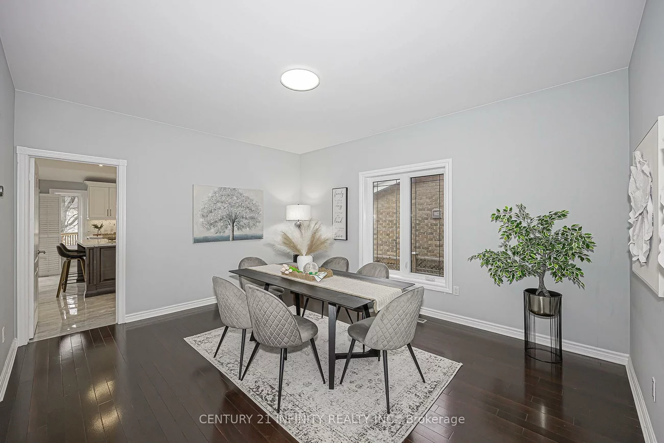 150, Strathearn, Bayview Hill, Richmond Hill