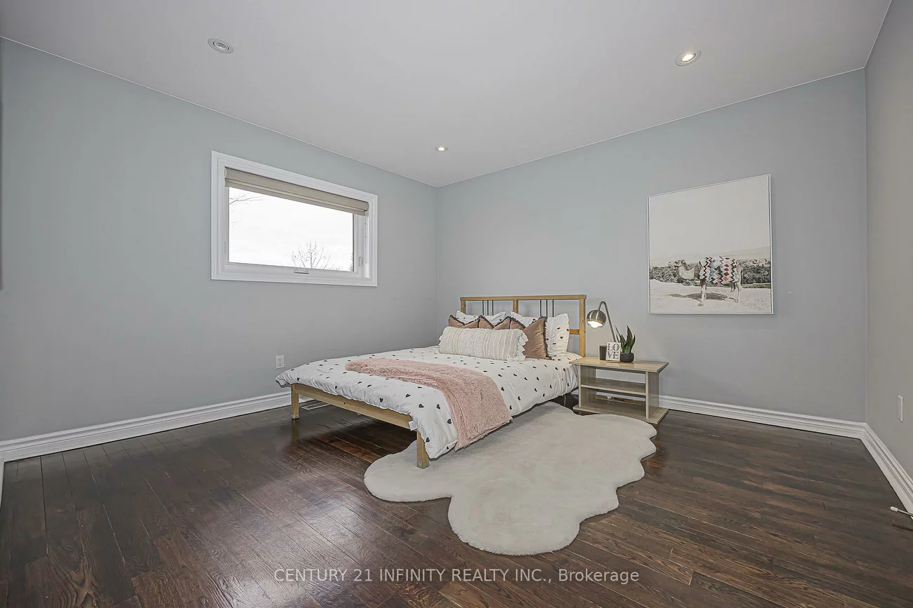 150, Strathearn, Bayview Hill, Richmond Hill