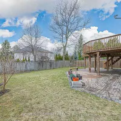 150, Strathearn, Bayview Hill, Richmond Hill