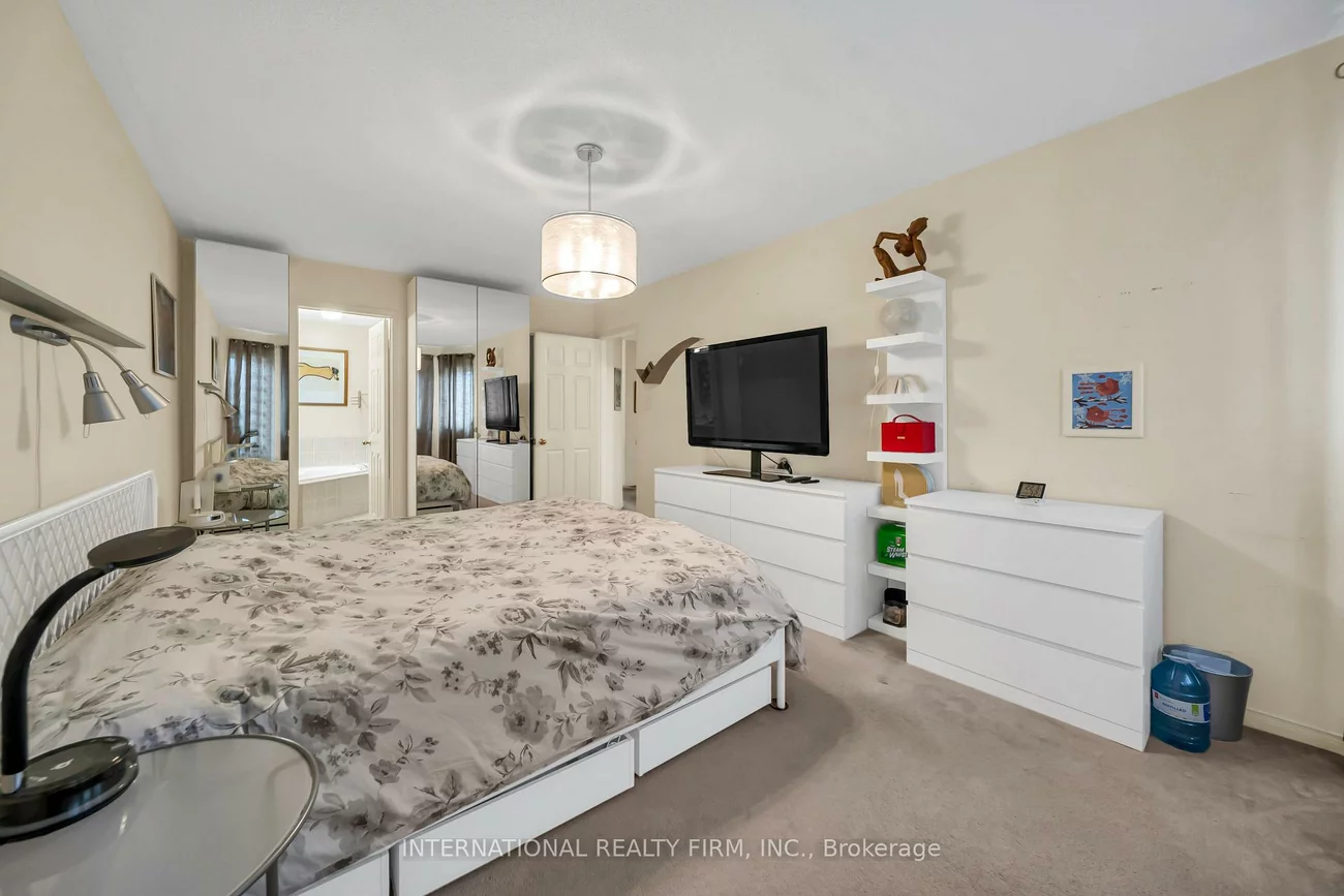 45, Naughton, Westbrook, Richmond Hill