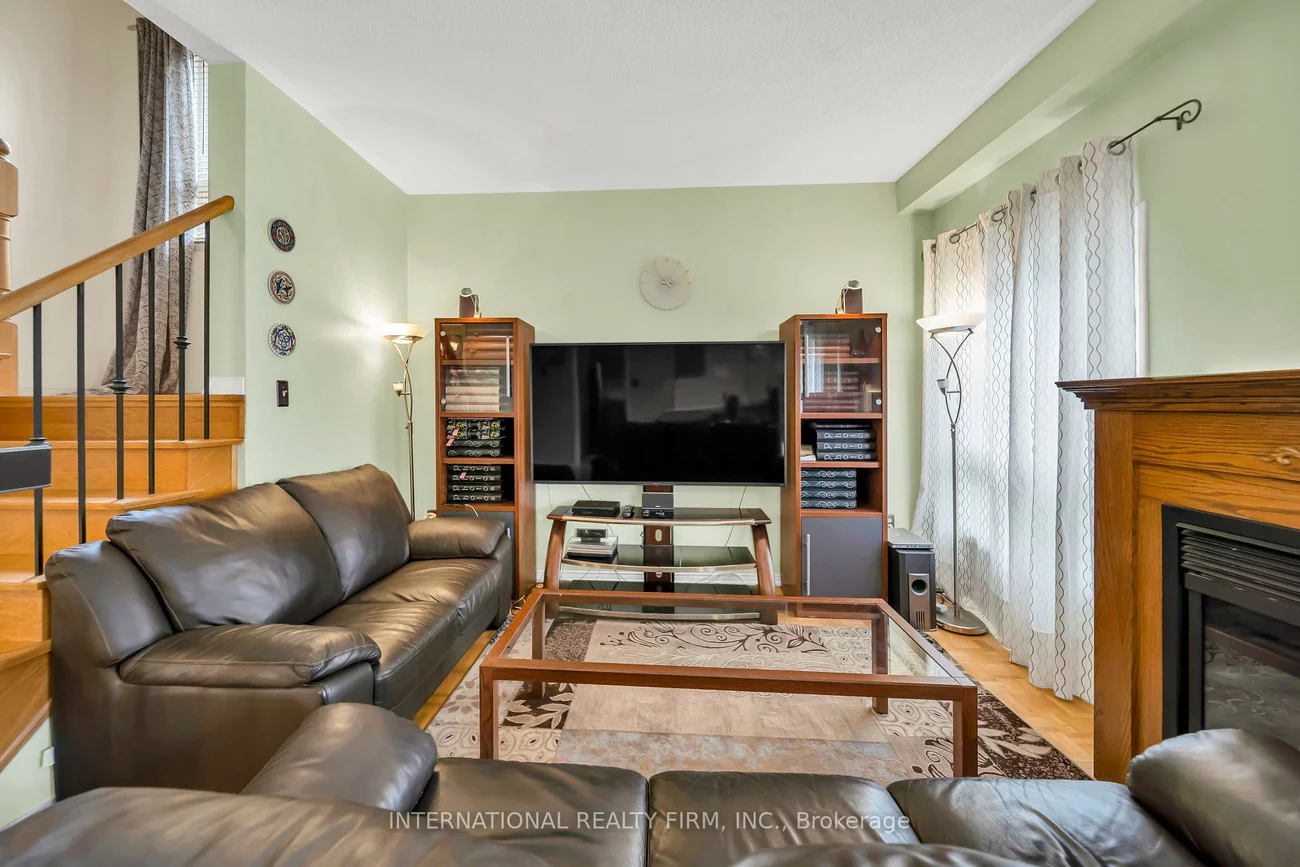 45, Naughton, Westbrook, Richmond Hill