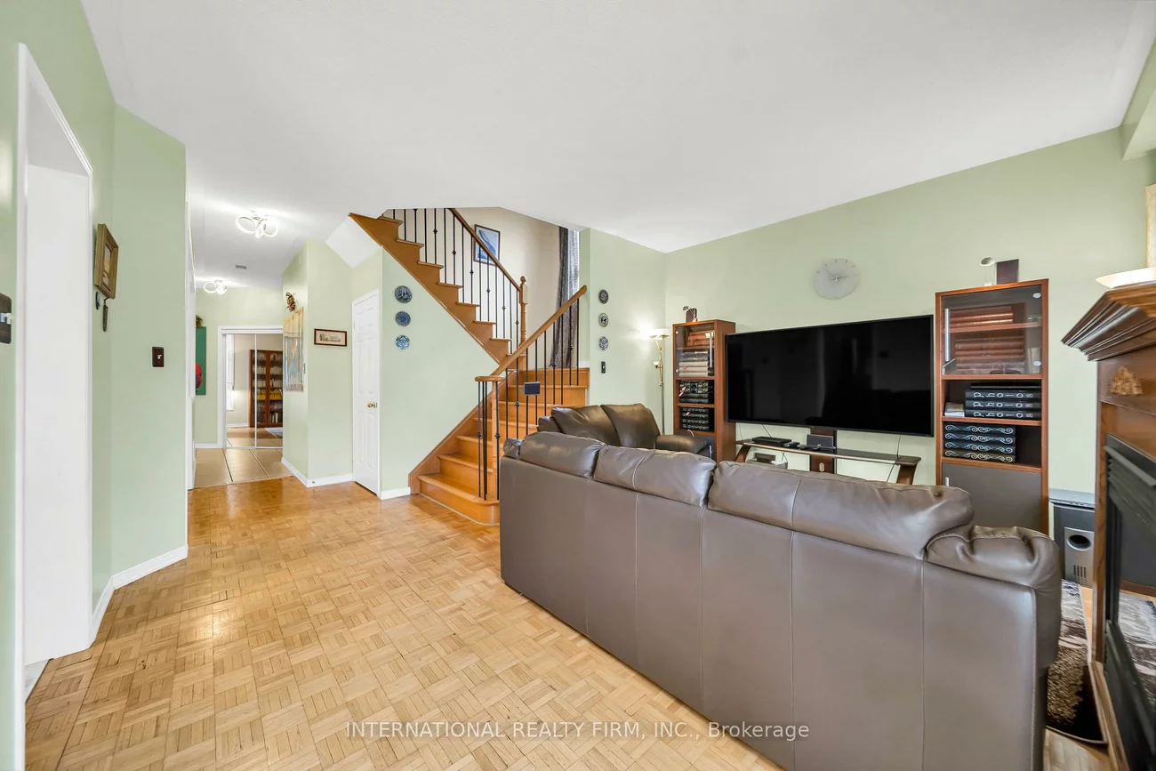 45, Naughton, Westbrook, Richmond Hill