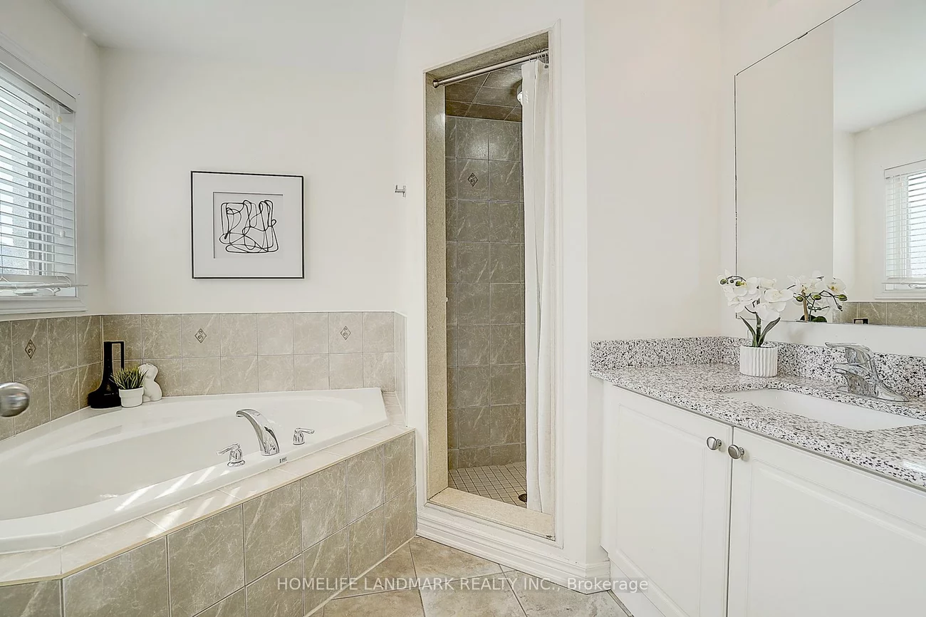 11, Chao, Oak Ridges, Richmond Hill