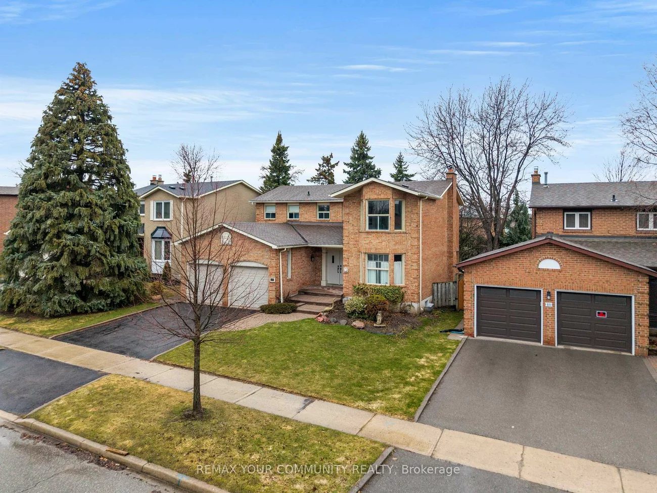 42, Houseman, North Richvale, Richmond Hill