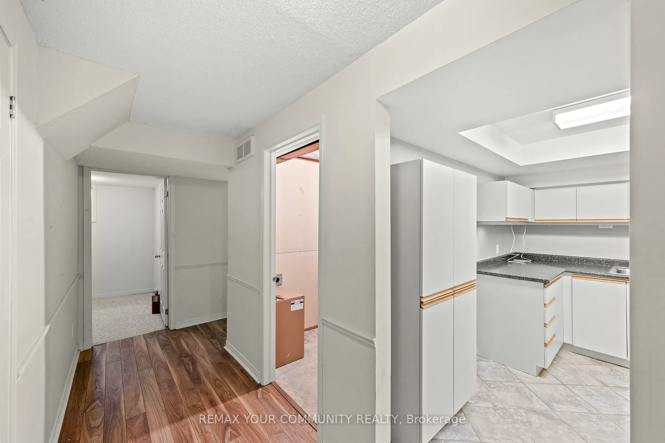 42, Houseman, North Richvale, Richmond Hill