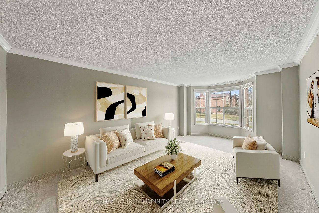 42, Houseman, North Richvale, Richmond Hill