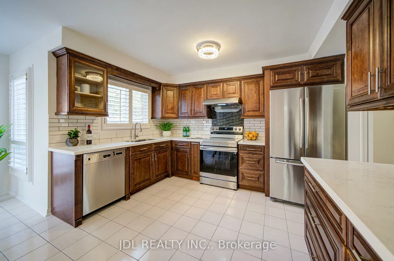 50, Summitcrest, Devonsleigh, Richmond Hill