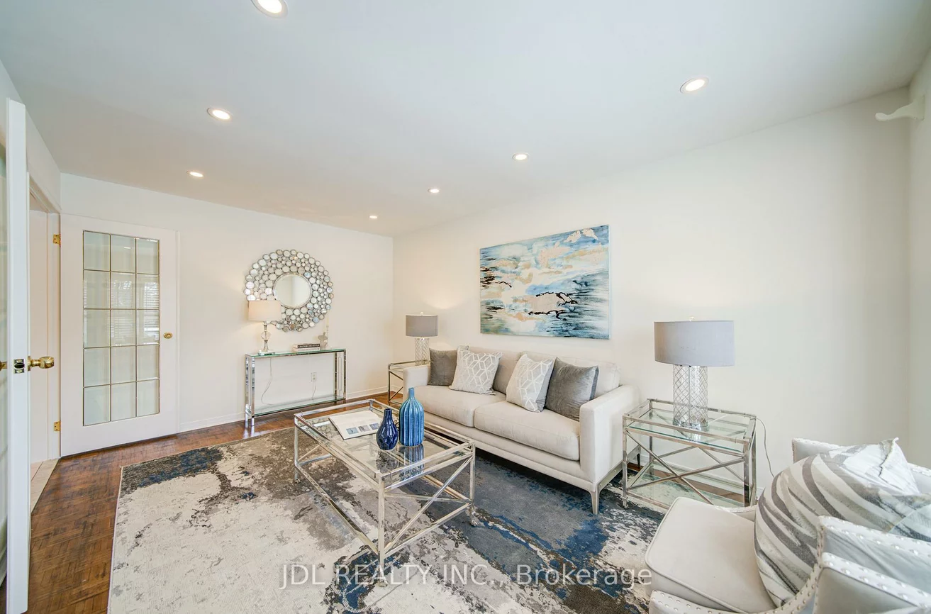 50, Summitcrest, Devonsleigh, Richmond Hill