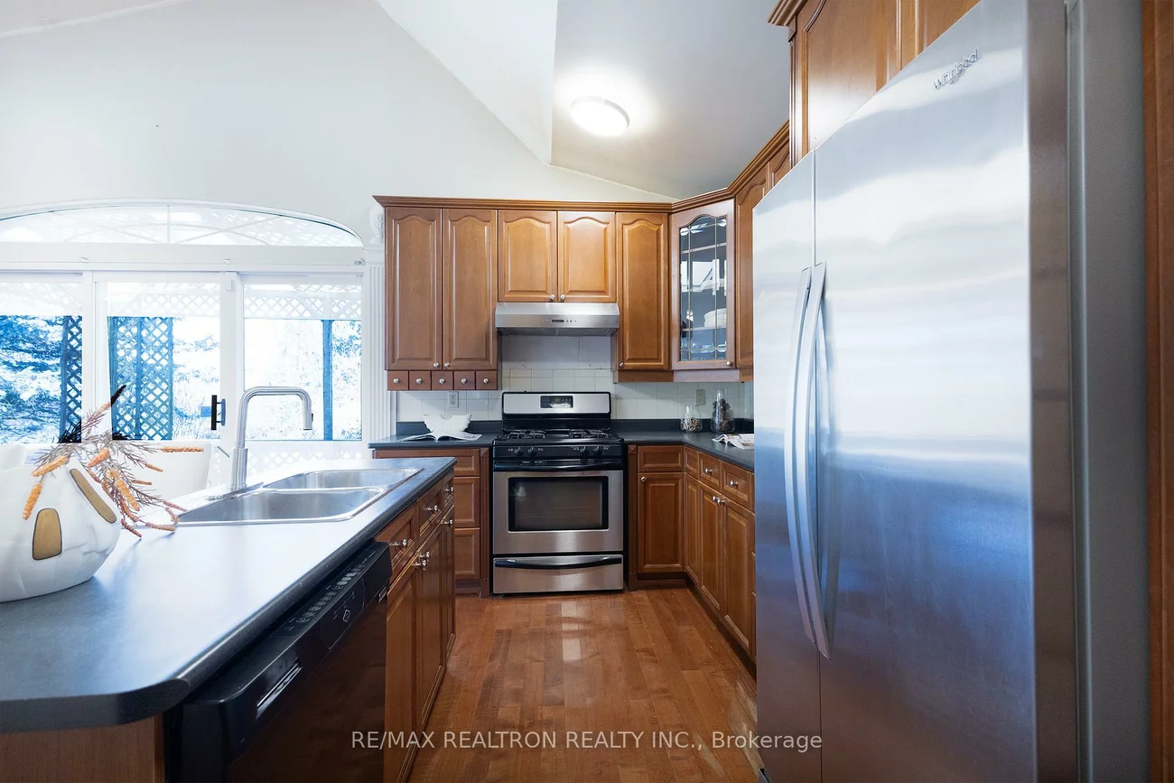 142, Hillsview, Observatory, Richmond Hill