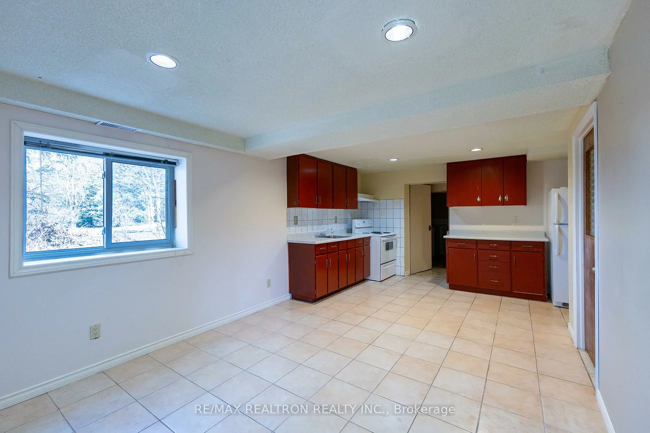 142, Hillsview, Observatory, Richmond Hill