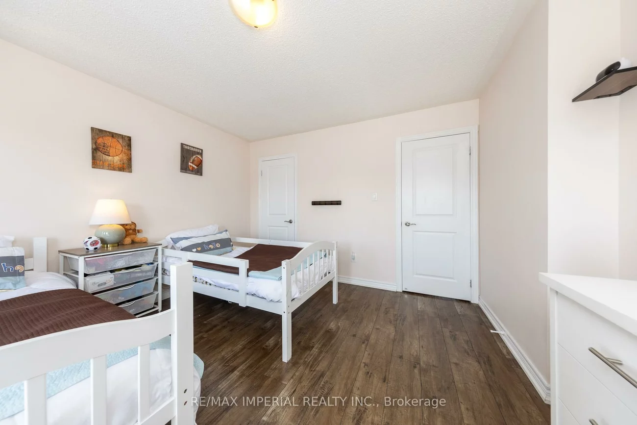 201, shirrick, Jefferson, Richmond Hill
