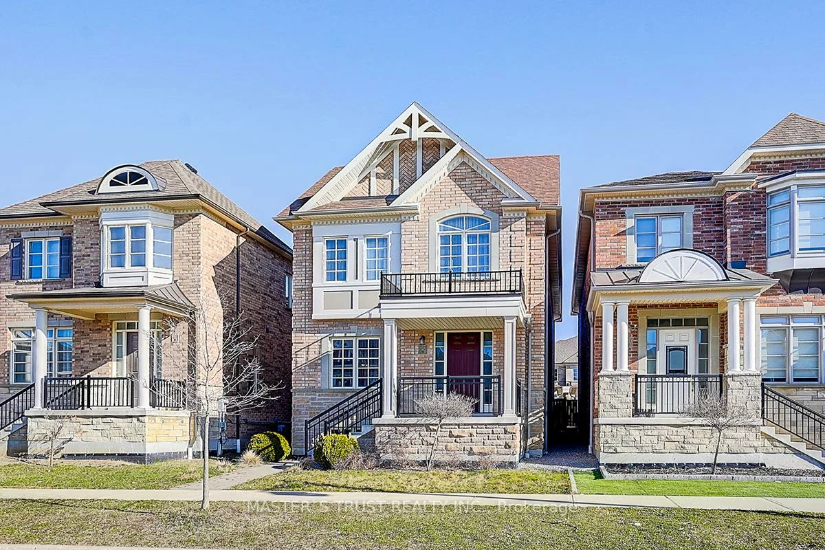 242, Paradelle, Oak Ridges Lake Wilcox, Richmond Hill