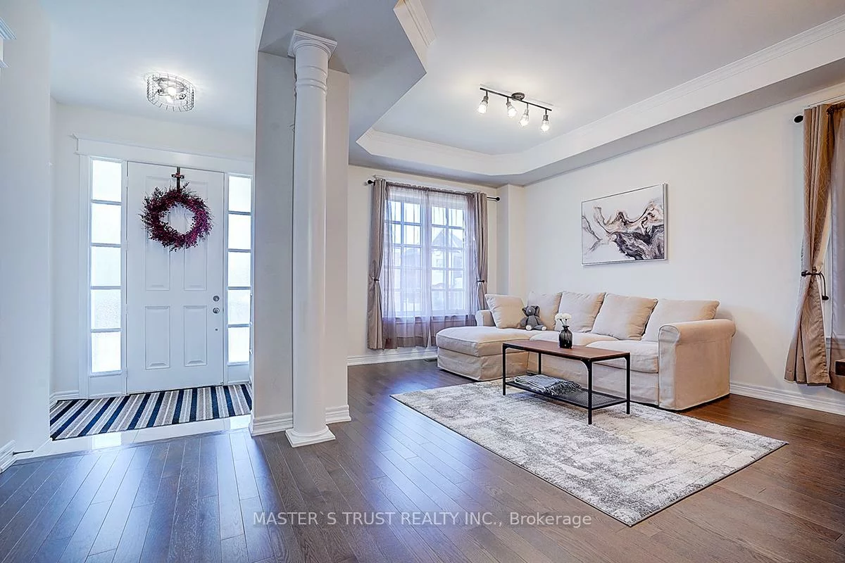 242, Paradelle, Oak Ridges Lake Wilcox, Richmond Hill