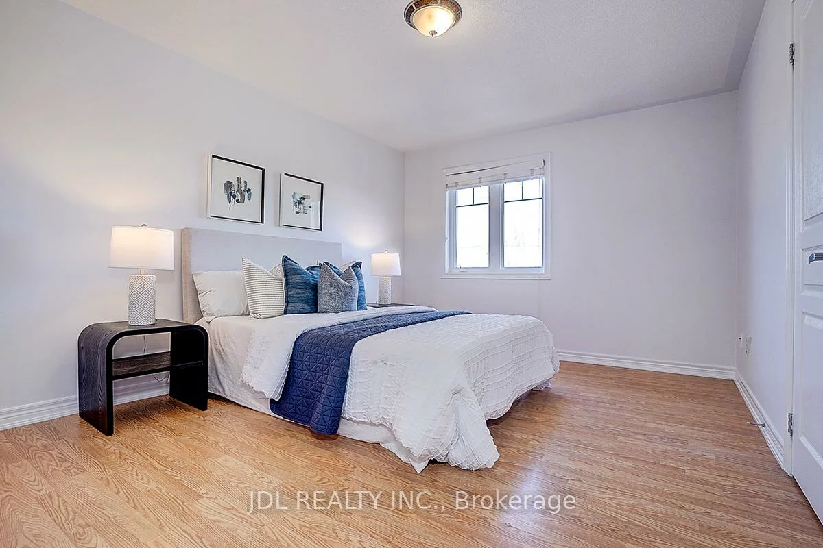 46, Braehead, Jefferson, Richmond Hill