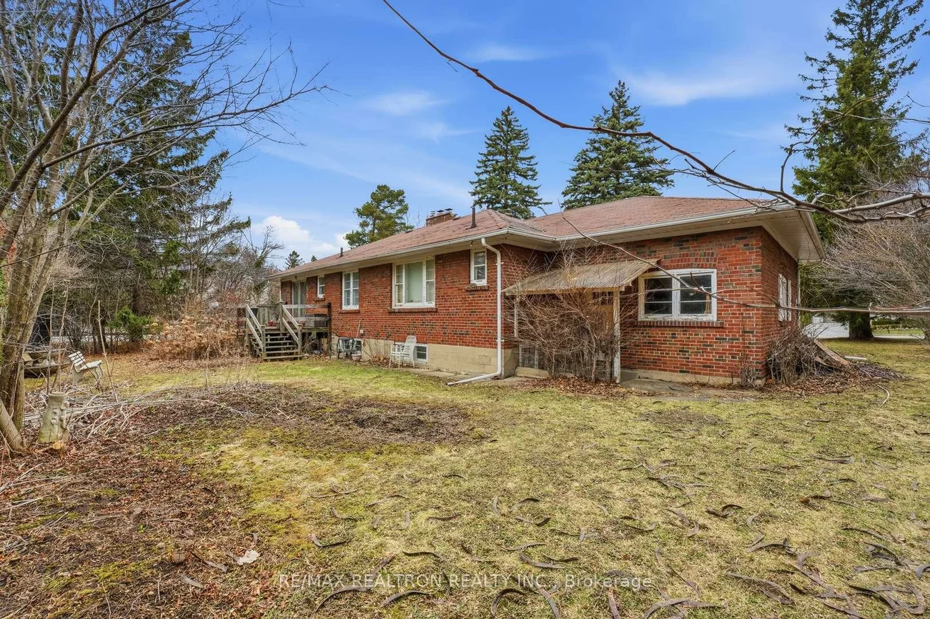 17, Denham, South Richvale, Richmond Hill