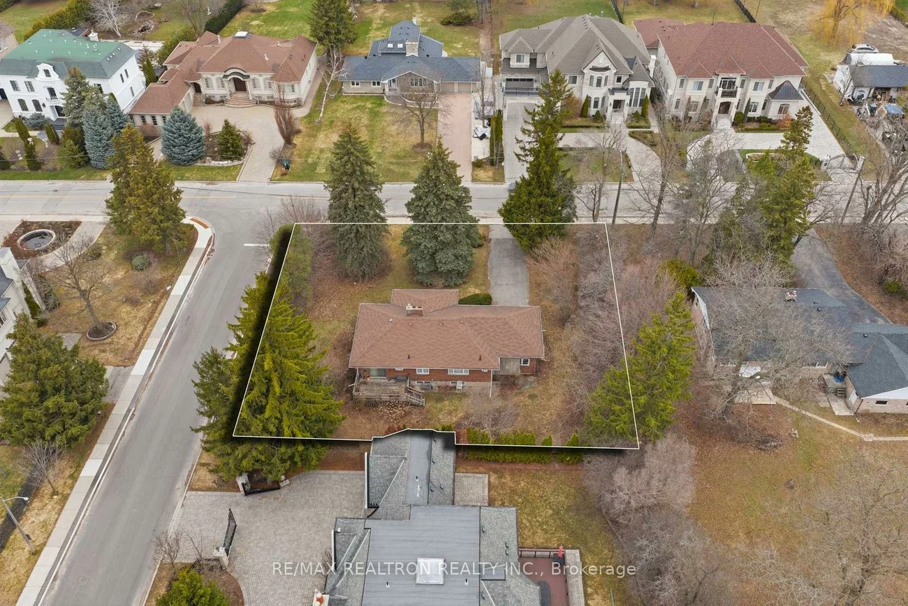 17, Denham, South Richvale, Richmond Hill