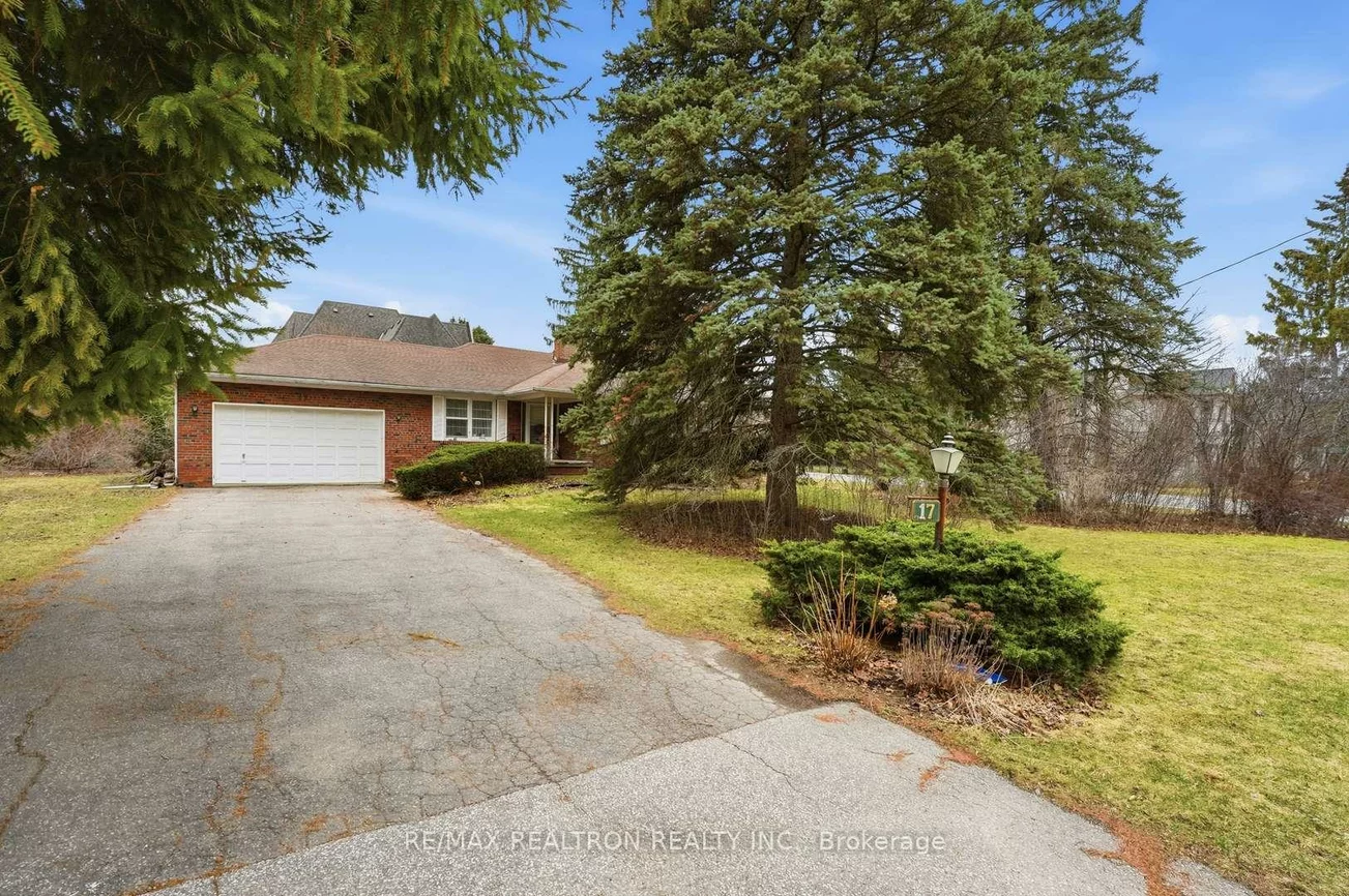 17, Denham, South Richvale, Richmond Hill