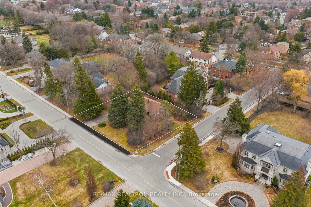 17, Denham, South Richvale, Richmond Hill