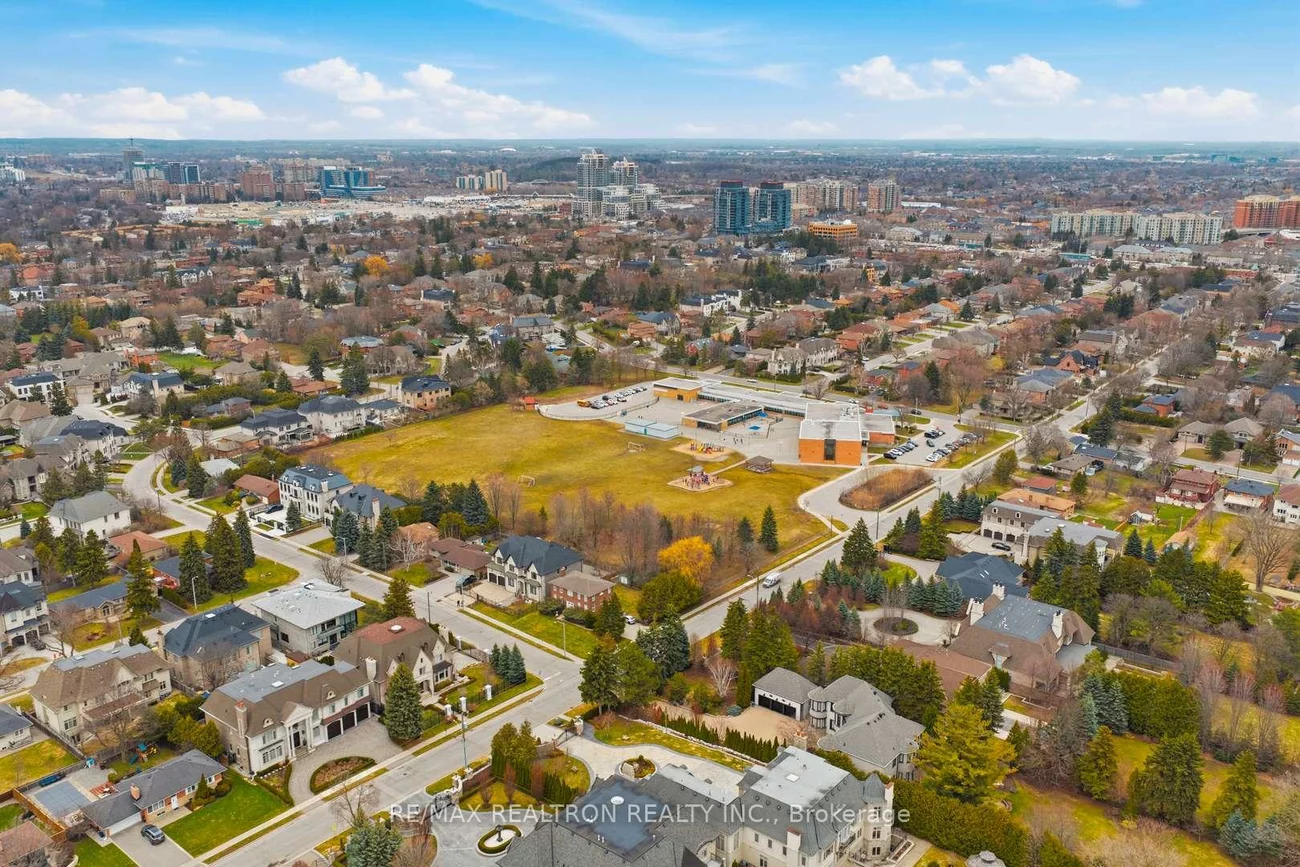 17, Denham, South Richvale, Richmond Hill