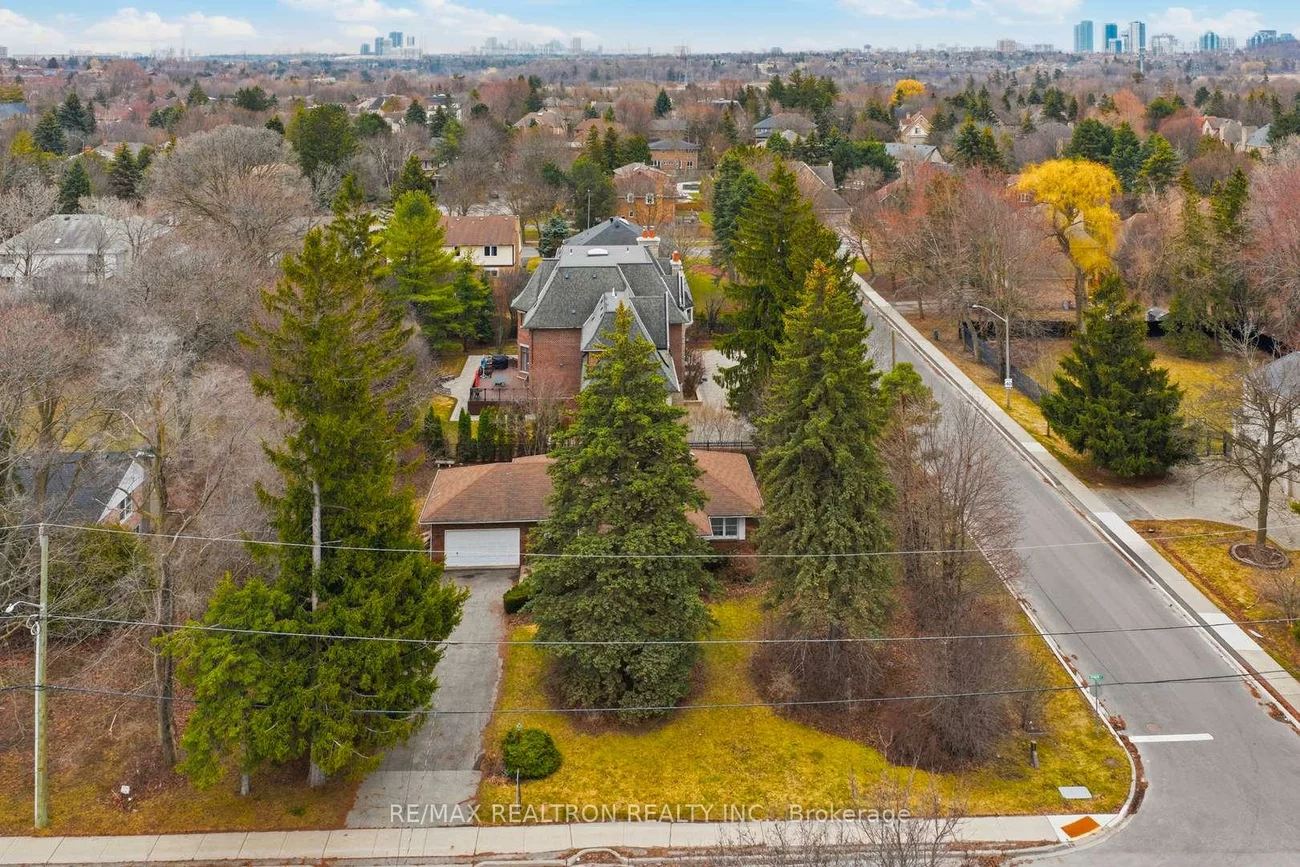 17, Denham, South Richvale, Richmond Hill