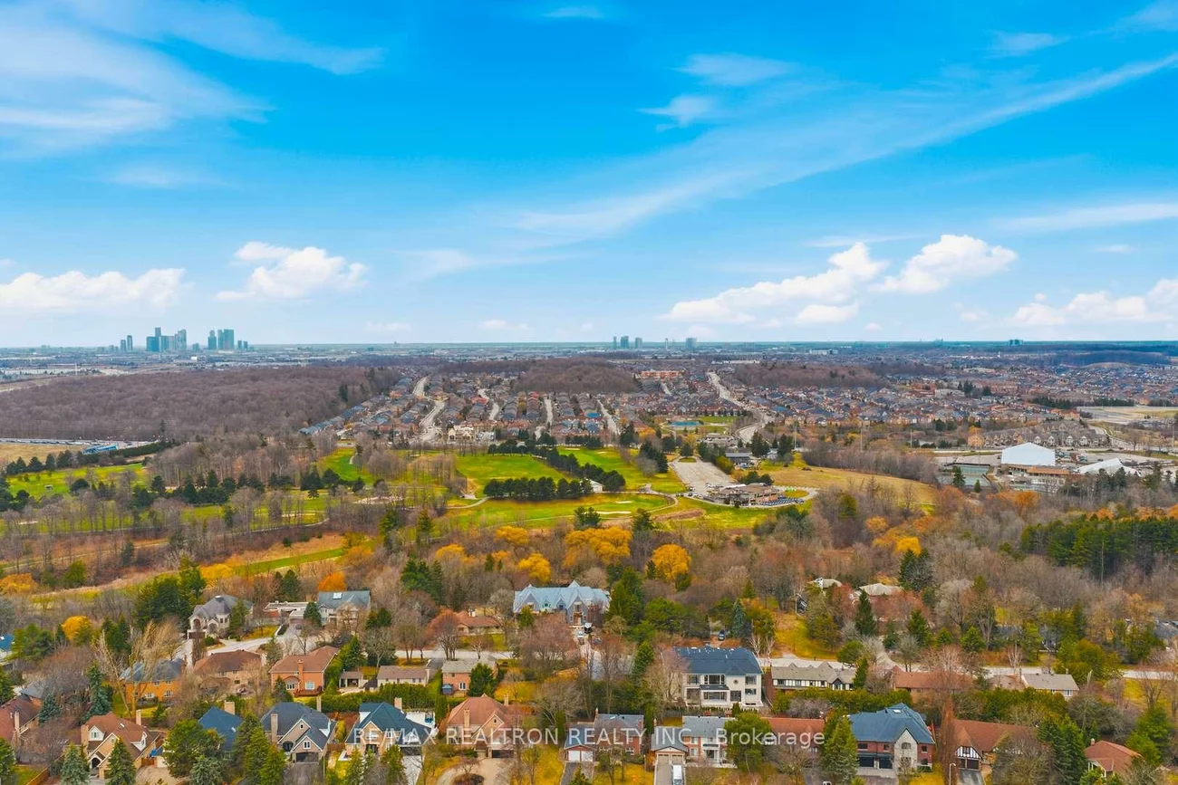 17, Denham, South Richvale, Richmond Hill