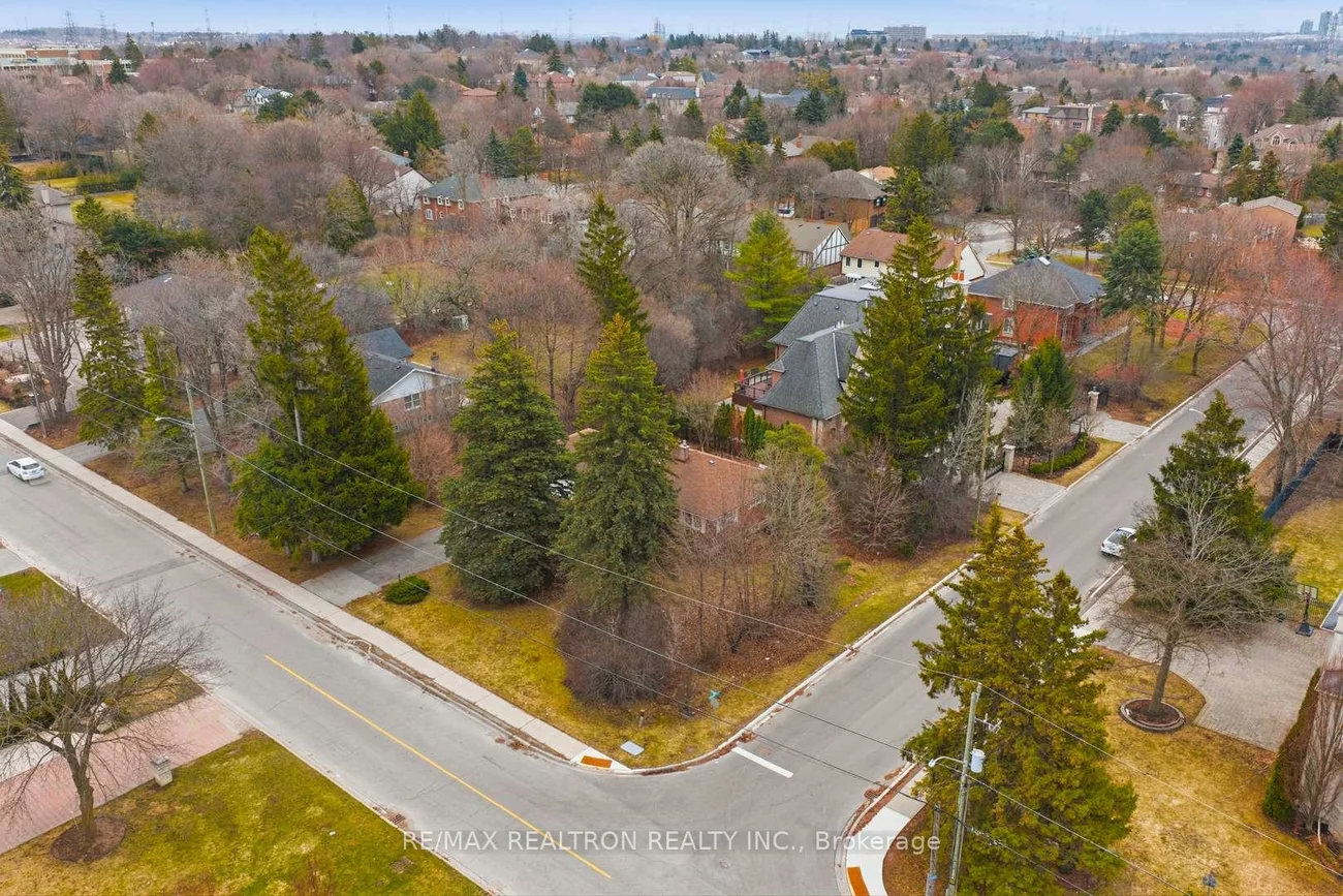 17, Denham, South Richvale, Richmond Hill