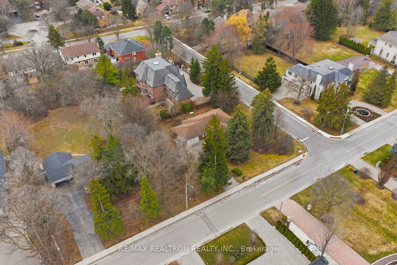 17, Denham, South Richvale, Richmond Hill