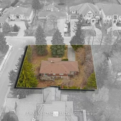 17, Denham, South Richvale, Richmond Hill