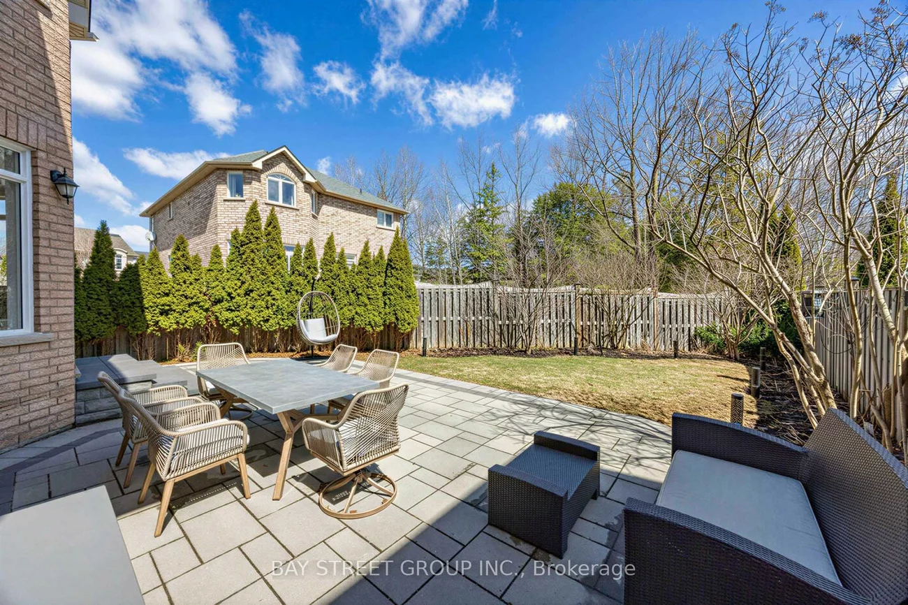 359, Worthington, Oak Ridges Lake Wilcox, Richmond Hill