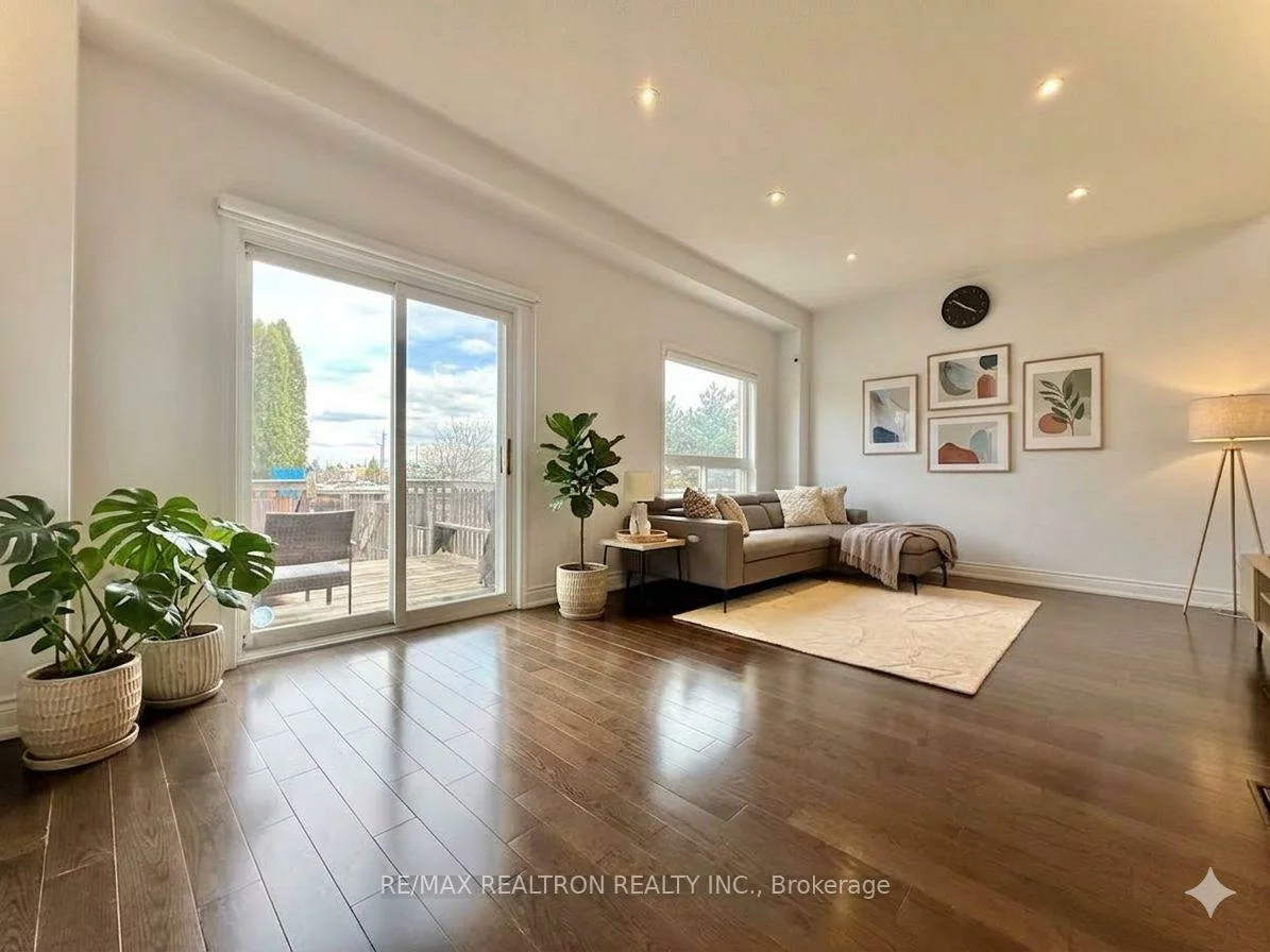 7, Abitibi, Westbrook, Richmond Hill