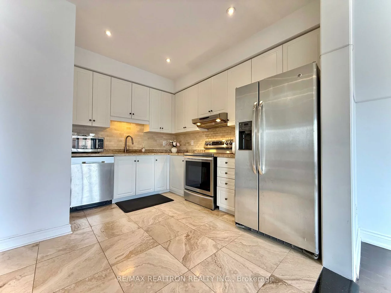 7, Abitibi, Westbrook, Richmond Hill