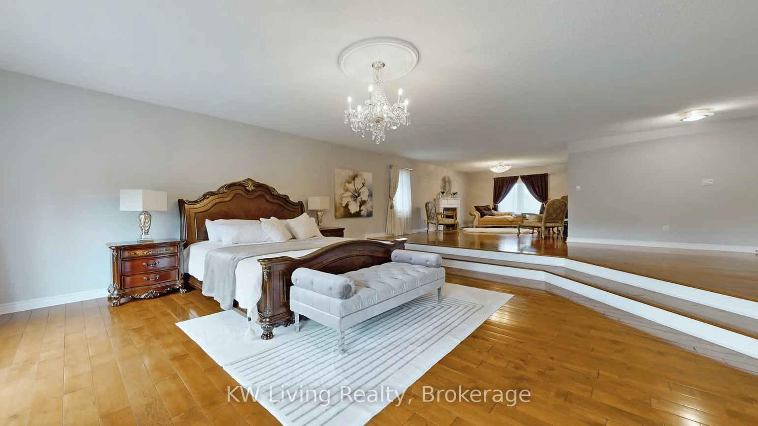 19, Spadina, Bayview Hill, Richmond Hill
