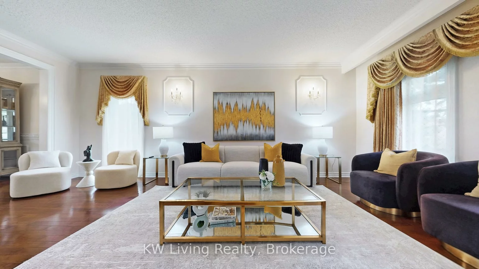 19, Spadina, Bayview Hill, Richmond Hill
