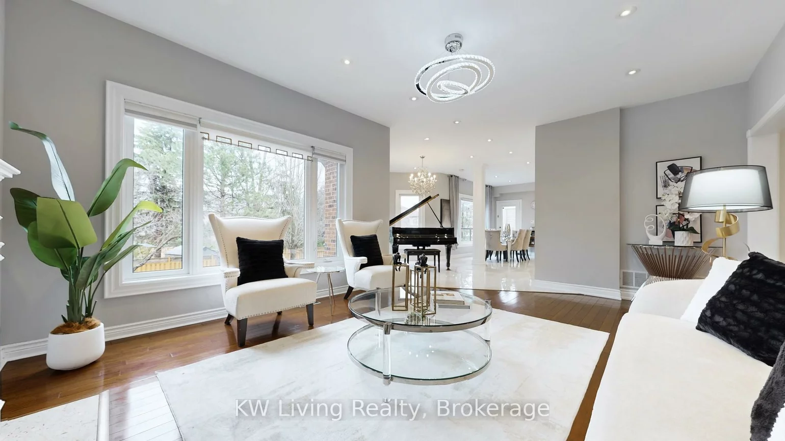 19, Spadina, Bayview Hill, Richmond Hill
