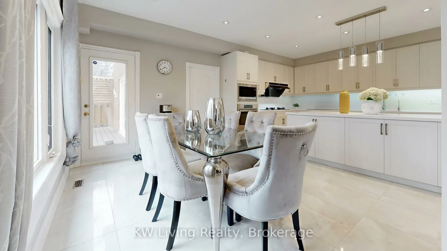 19, Spadina, Bayview Hill, Richmond Hill
