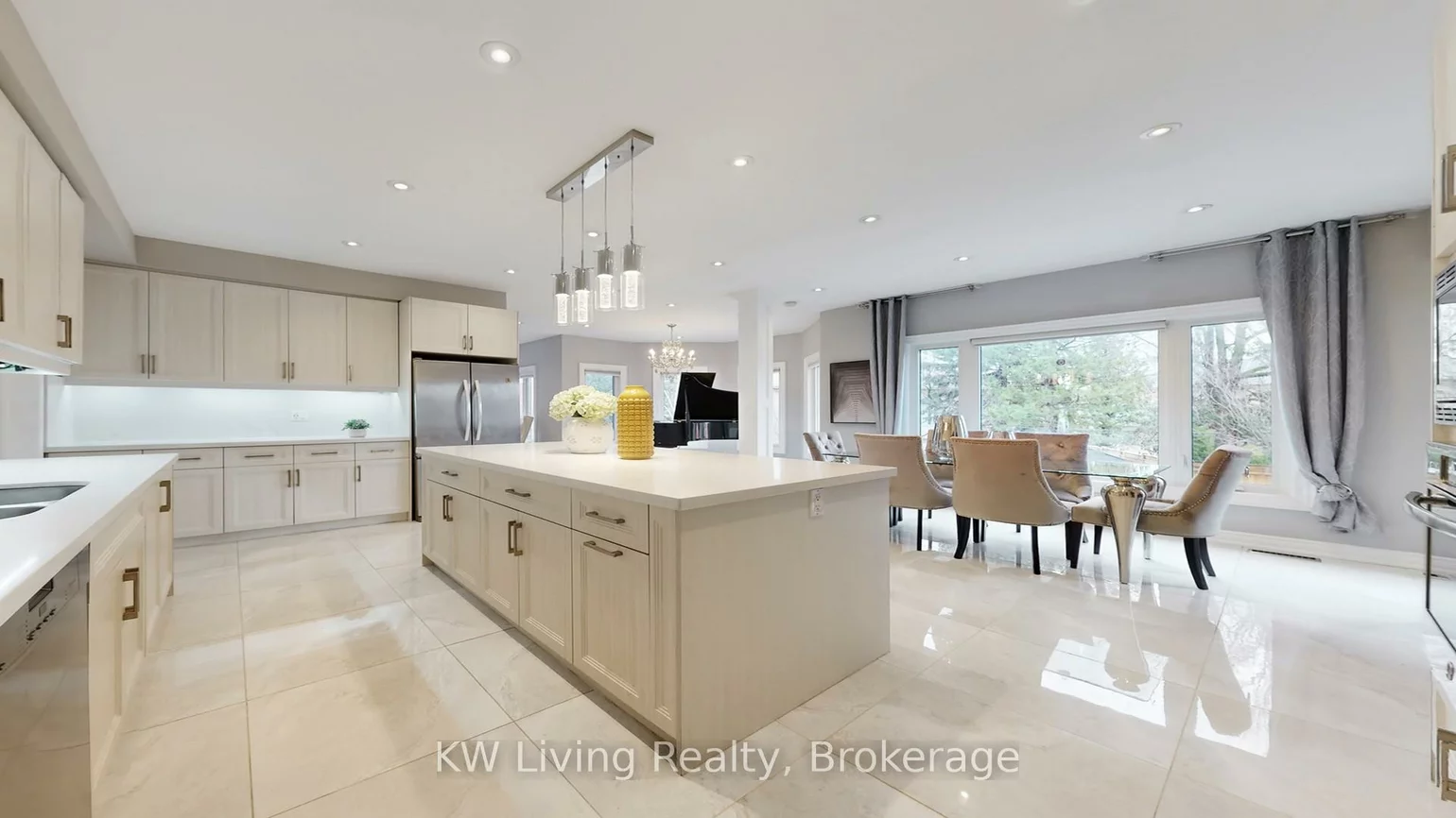 19, Spadina, Bayview Hill, Richmond Hill