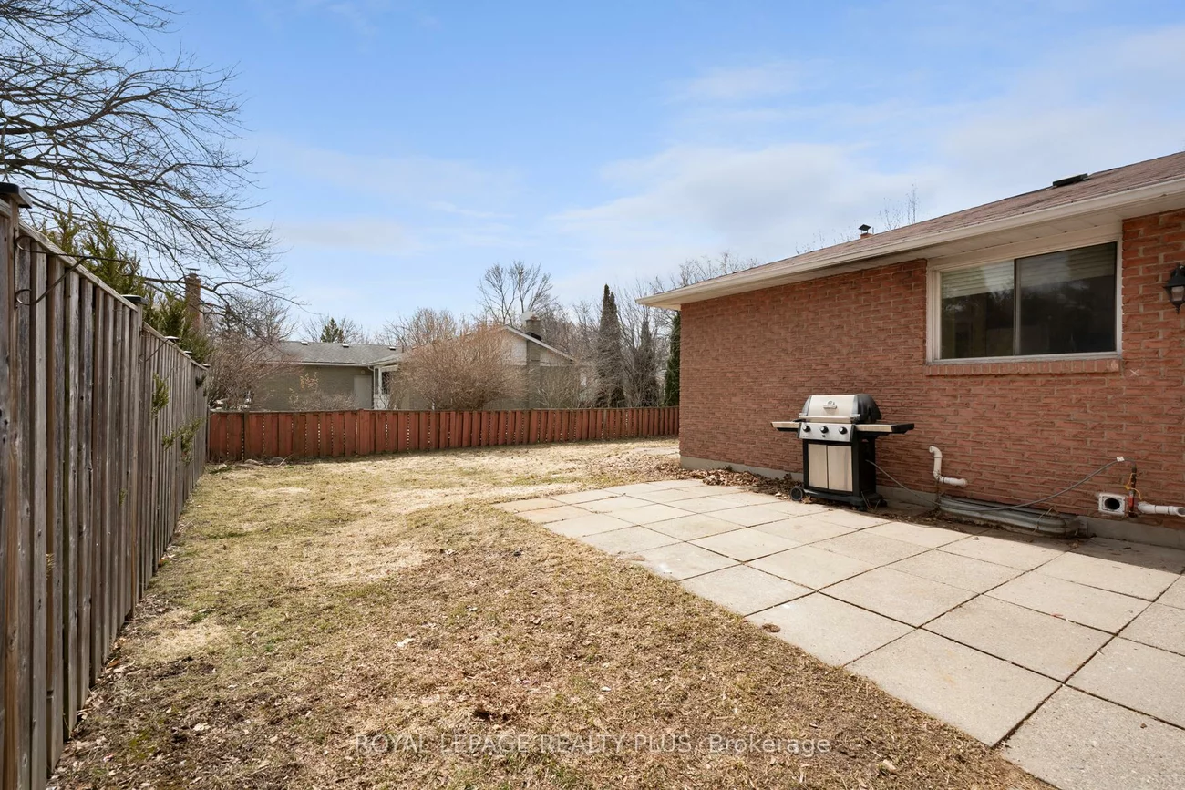 222, Centre, Mill Pond, Richmond Hill