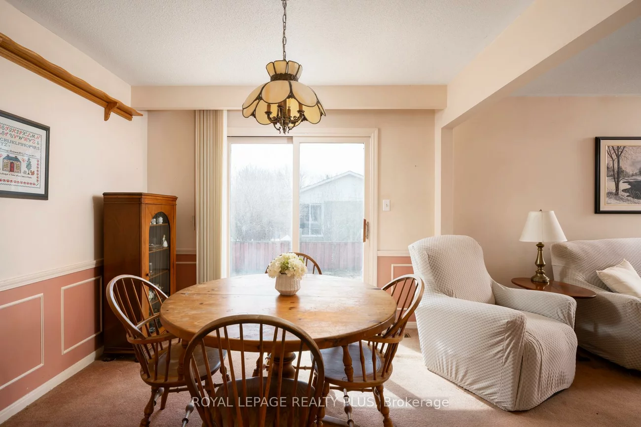 222, Centre, Mill Pond, Richmond Hill