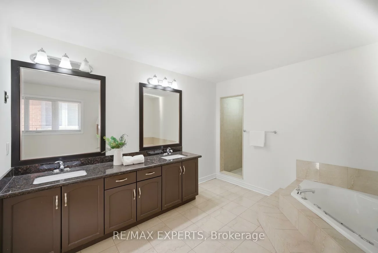 11, Horizon, Doncrest, Richmond Hill