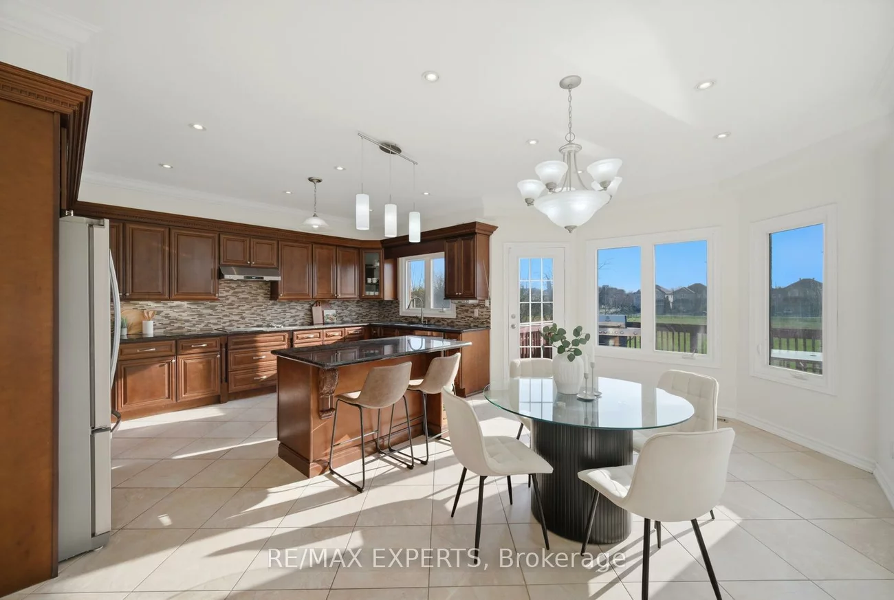 11, Horizon, Doncrest, Richmond Hill