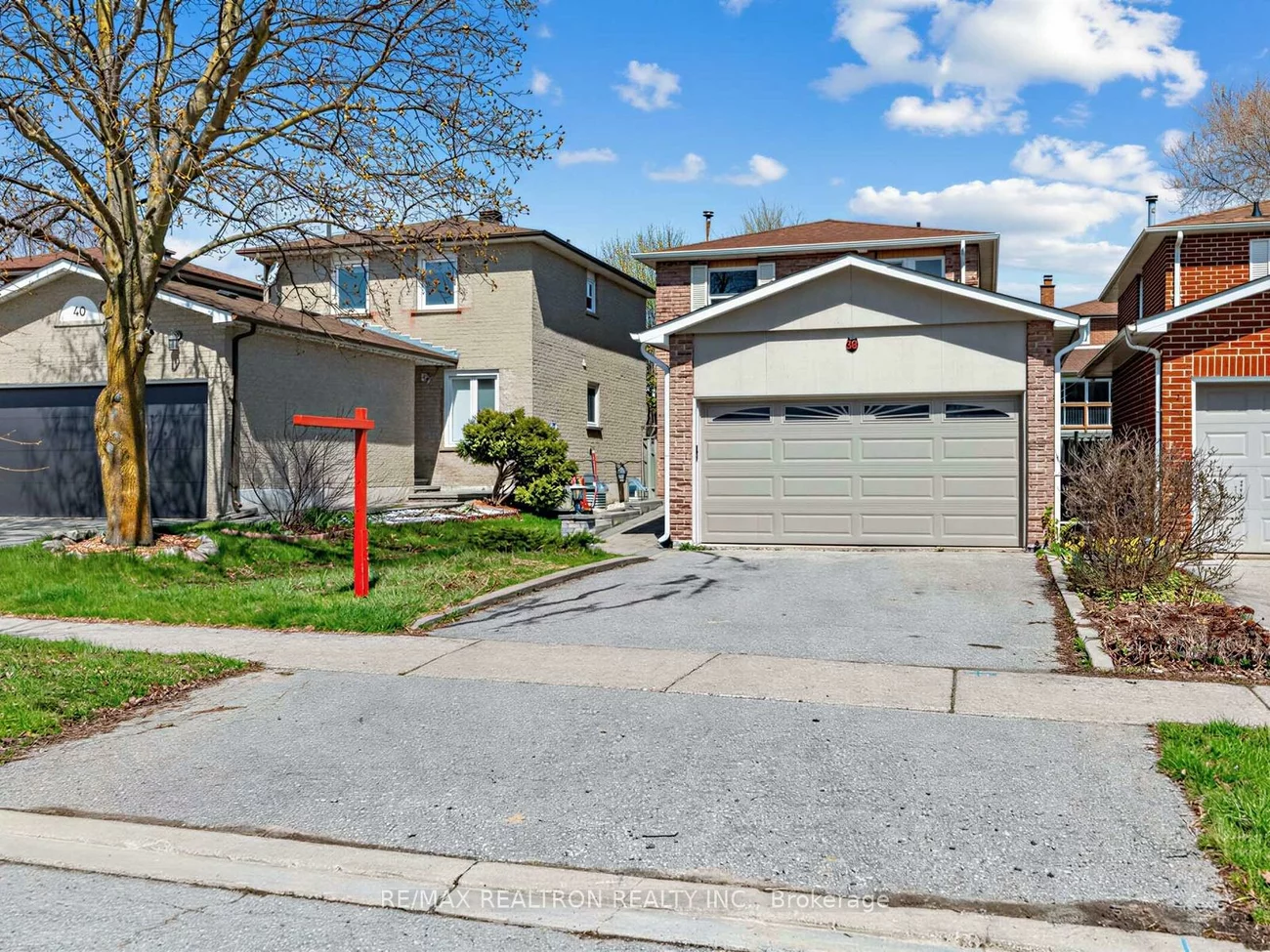 38, Gray, North Richvale, Richmond Hill