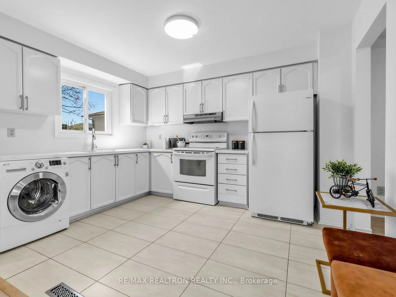 38, Gray, North Richvale, Richmond Hill