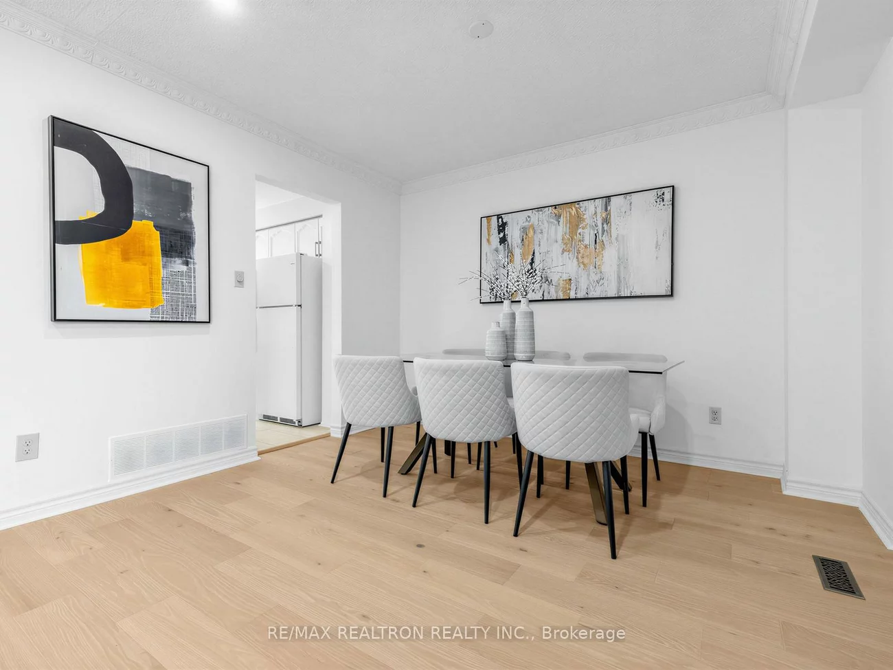 38, Gray, North Richvale, Richmond Hill