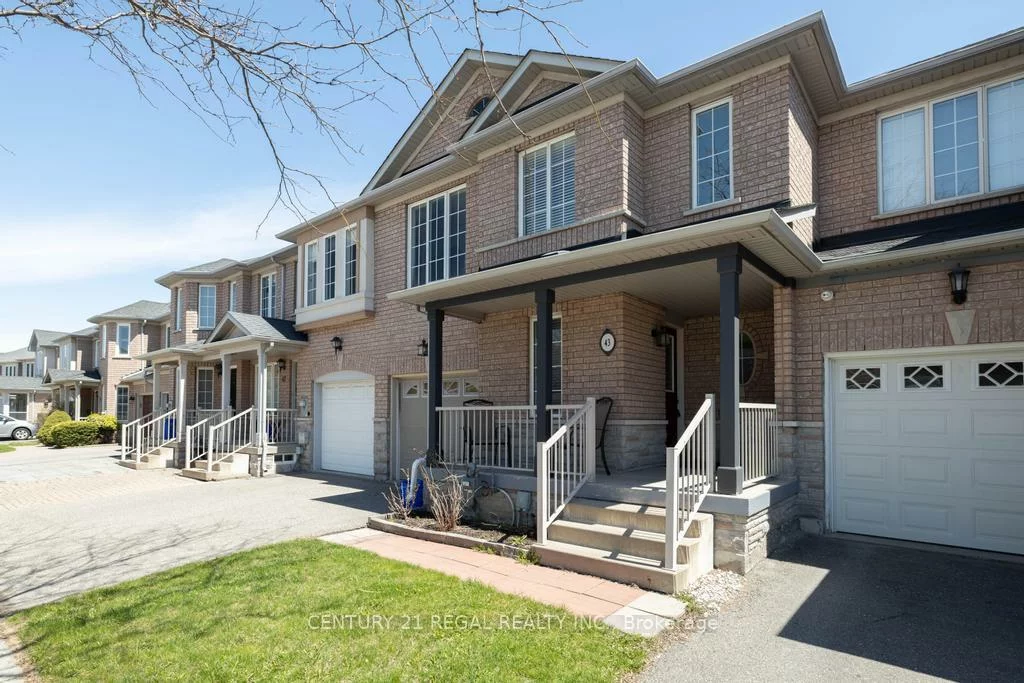 43, Waterton, Langstaff, Richmond Hill