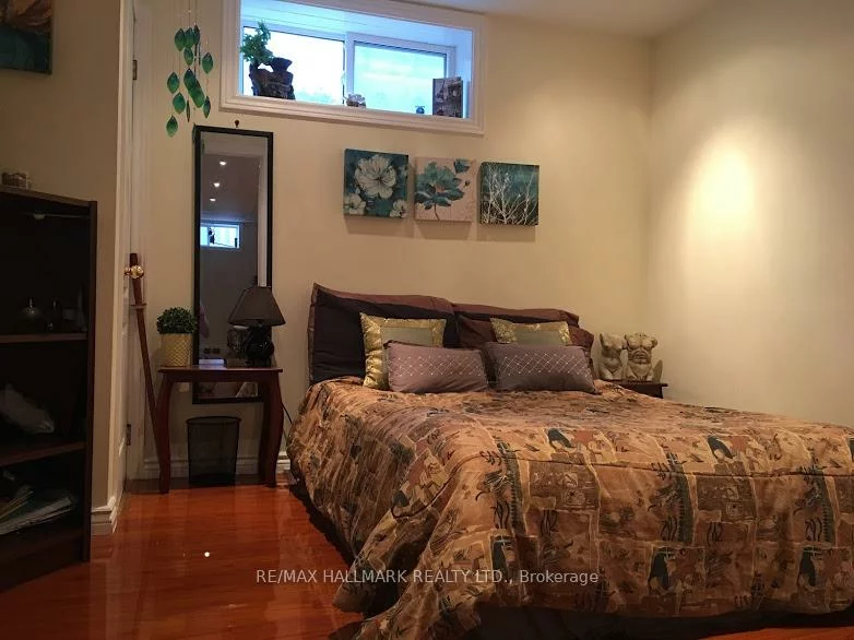 415, Marybay, Crosby, Richmond Hill