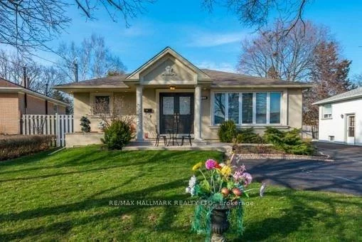 415, Marybay, Crosby, Richmond Hill