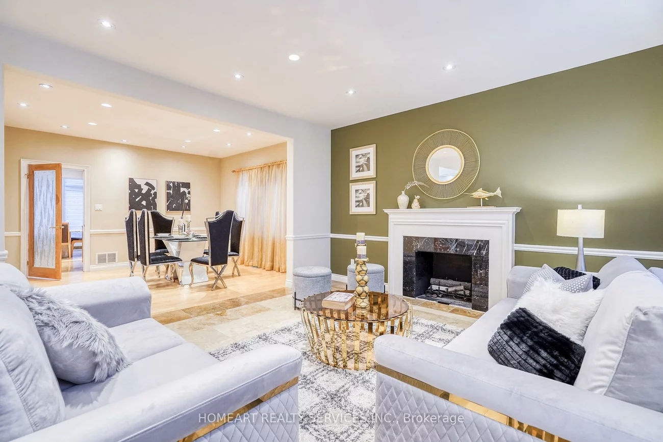 69, Ava, Bayview Hill, Richmond Hill