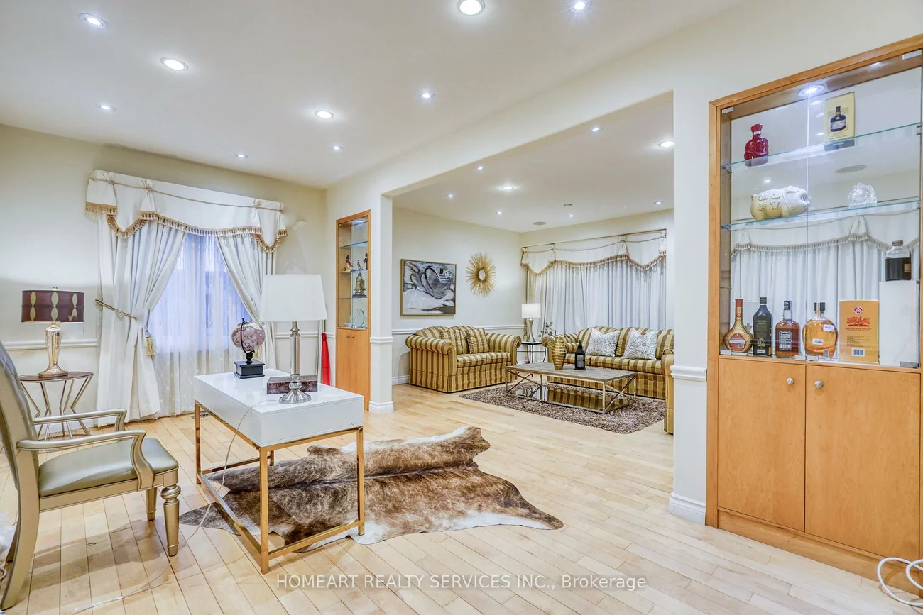 69, Ava, Bayview Hill, Richmond Hill