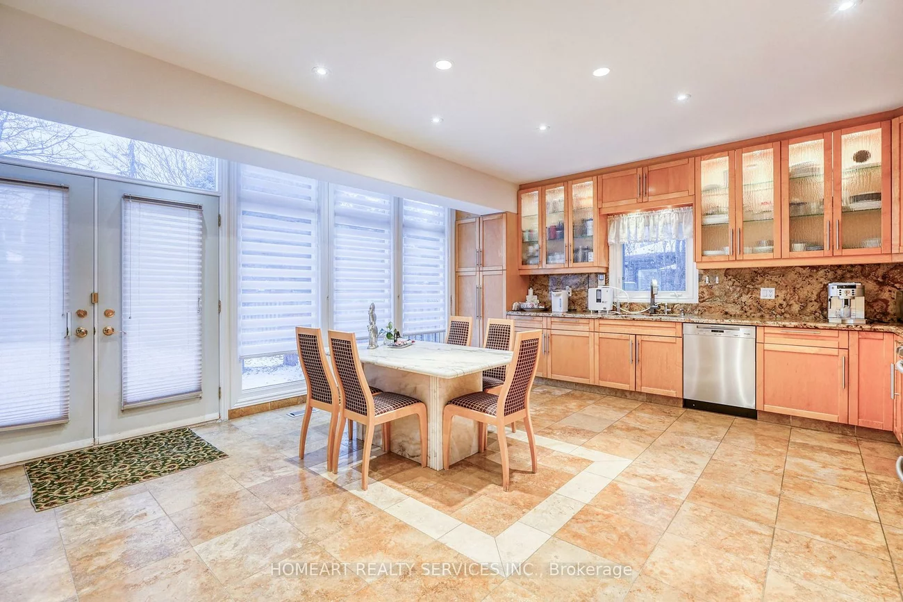 69, Ava, Bayview Hill, Richmond Hill